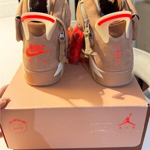 Travis Scott Sneakers